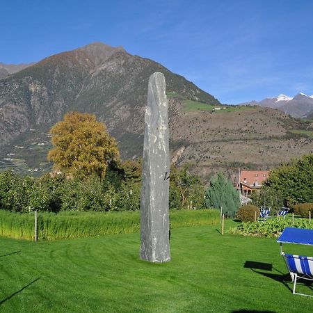 Gasthof Weisses Kreuz Naturns Exterior photo